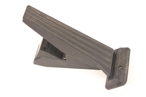 BMW 5er F10 F11 520D Gaspedal Fahrpedalmodul Automatikgetriebe 6852644