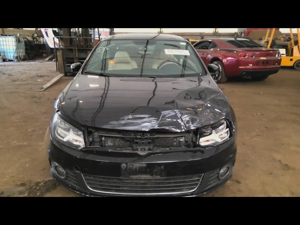 (LOCAL PICKUP ONLY) Rear Bumper Without Park Assist Fits 12-16 EOS 6820216 Foto 4 de 4