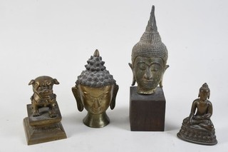 Q99B38 4x Figura de bronce asiática Buda cabeza de Buda perro foo 1x base de madera