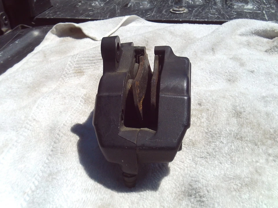 2018 Harley Davidson CVO Road Glide Touring Brembo Rear Brake Caliper 44080-08C - Image 2 of 4