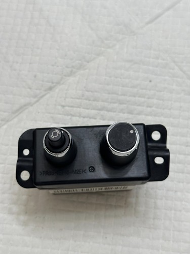 2006 BUICK LACROSSE Automatic Headlamp Dimmer OEM - Picture 2 of 6