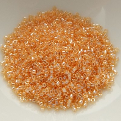 11/o Delica Beads Transparent Lt Amber Luster 5g Miyuki Cylinder DB099 099