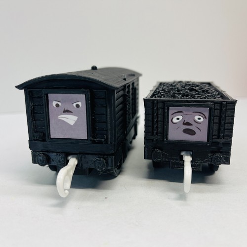 Thomas & Friends Trackmaster Custom Black Troublesome Truck Train READ!! - Picture 2 of 10