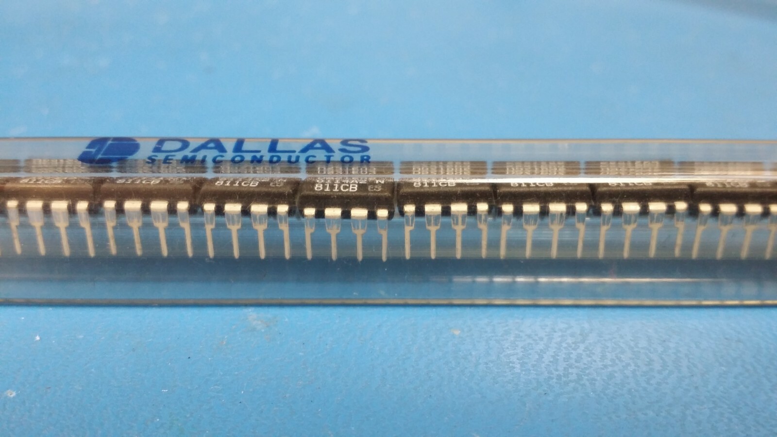 (1pc) DS21602N Clock Generators & Support Products 3.3/5V Clock Rate