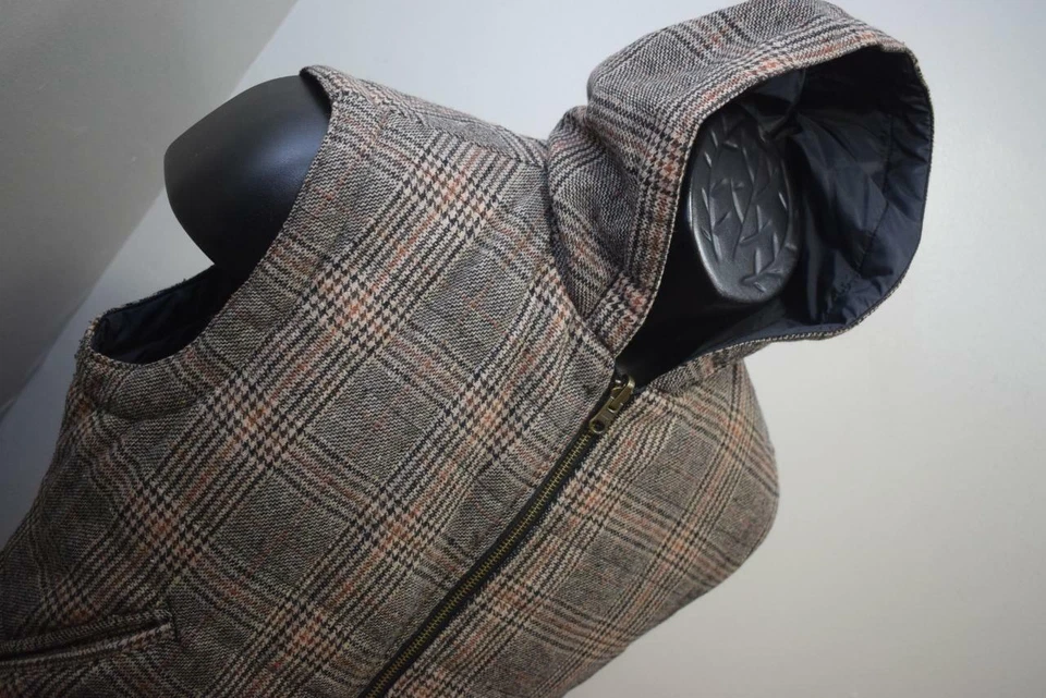 41085 Womens Prana Breathe Reversible Puffer Vest Size Large - Image 4 of 4