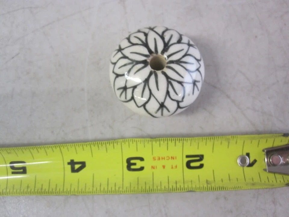 Lot of 4 Vintage Porcelain Floral Ceramic Drawer Pulls Cabinet Knobs 1.5” - Image 4 of 4