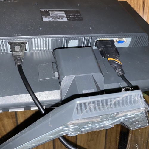 (AS IS) TESTED 22" Acer X223w Desktop PC Monitor + Stand - Malfunctioning Board - Picture 4 of 4