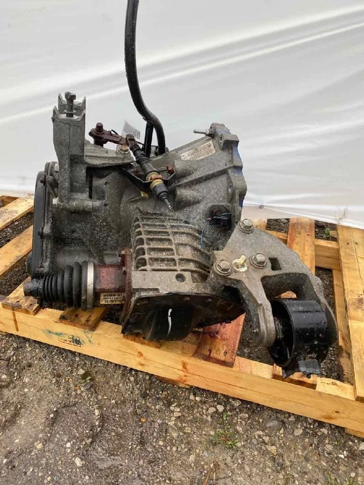 2007-2008 Chrysler Sebring Automatic Transmission Assembly 2.L OEM Foto 4 de 4