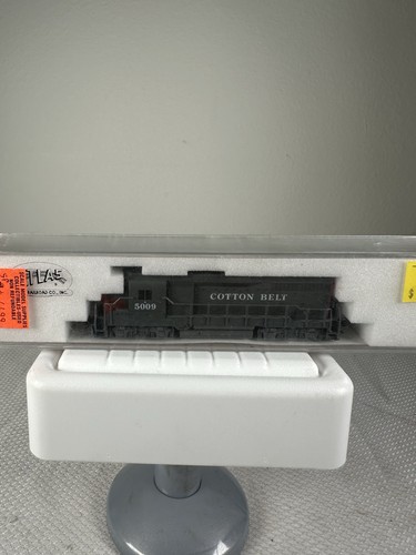 Locomotora diésel Atlas escala N SP Southern Pacific GE U25B 4460 6714 gris rojo | Condition: Used