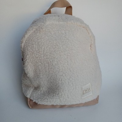 NWT DSW Beige and White Women\'s Backpack with Mini Backpack DSW | Bags | Dsw Sherpa Cream And Tan Backpack | Poshmark main image 4