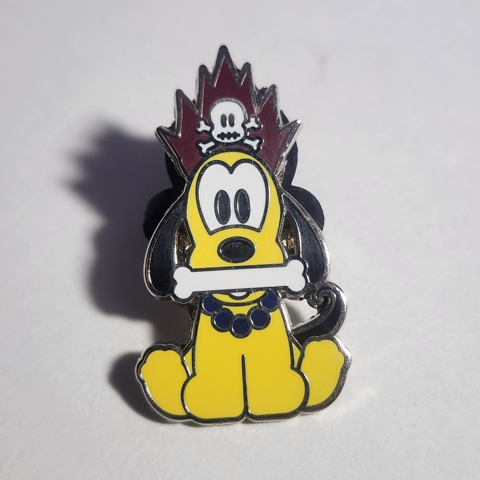 DISNEY Pin Trading ~ Cuties Character ~ Pirate Series ~ Pluto ~ 2007