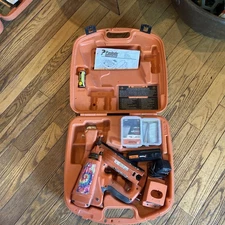 PASLODE IMPULSE CORDLESS  FINISH NAILER W/ Battery