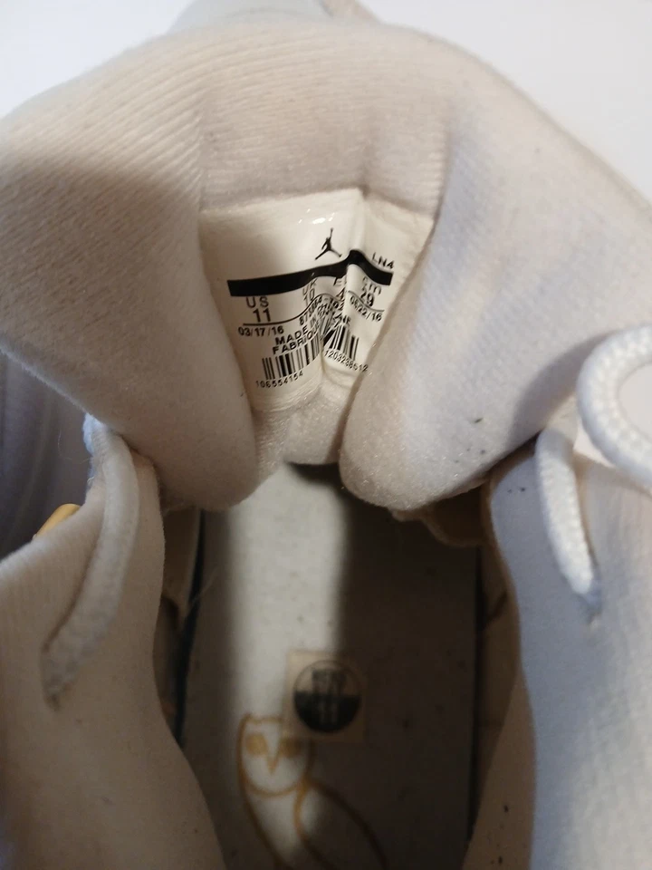 OVO x Air Jordan 12 Retro Blanco Talla 11 - 873864-102 Usado Foto 3 de 4