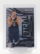 NIKOLA JOKIC 2024-25 PRIZM BLACK FRACTAL #5 NUGGETS BASKETBALL Q4081