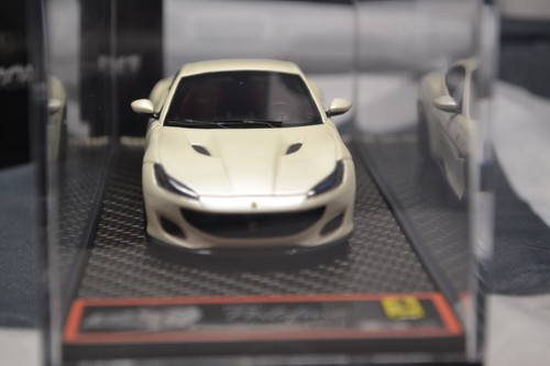 BBR MODELS - FERRARI PORTOFINO - FUJI WHITE - 1:43 SCALE MODEL CAR BBRC209C - Picture 3 of 8