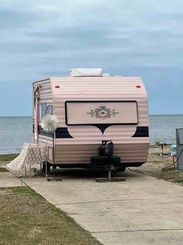 Vintage ~1984 Shasta ~ Glamper Camper Boutique She Shed Rebuilt Easy to pull