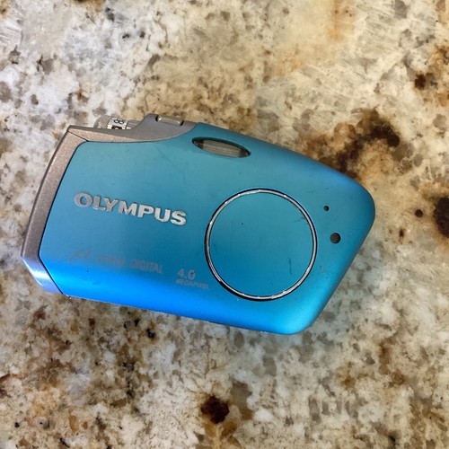 Olympus MJU MINI 4.0MP Digital Camera Blue. WORKING. CAMERA ONLY