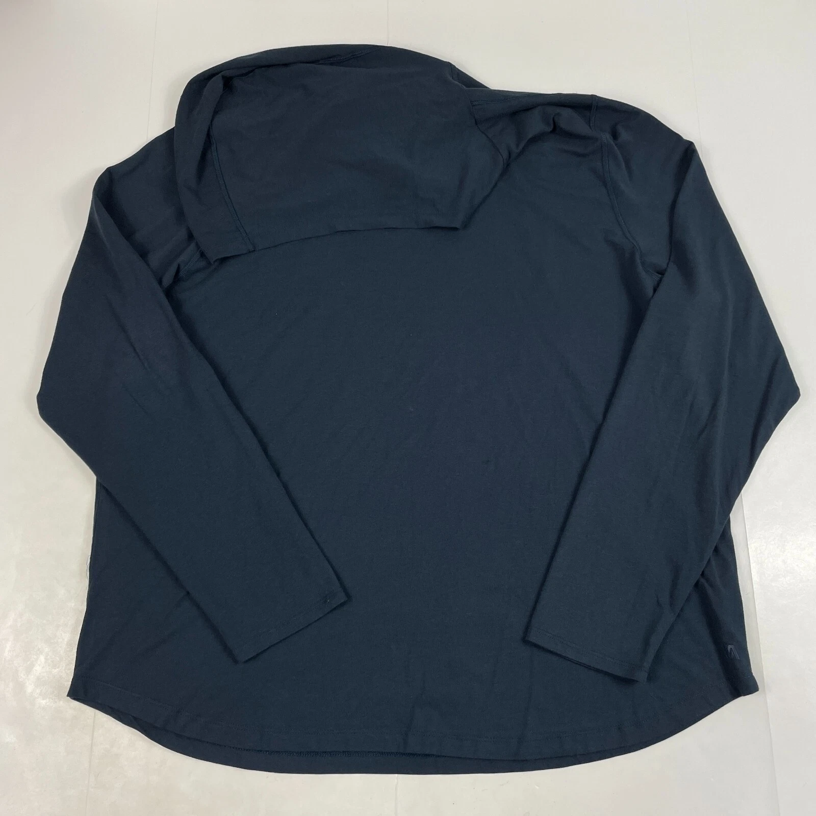 VRST Shirt Mens Extra Large Blue Hooded Long Sleeve Workout Gym Running Stretch
