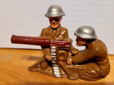 VERY NICE 1930s MANOIL 81 M107 LEAD DIME STORE MACHINE GUNNER W/ HELPER