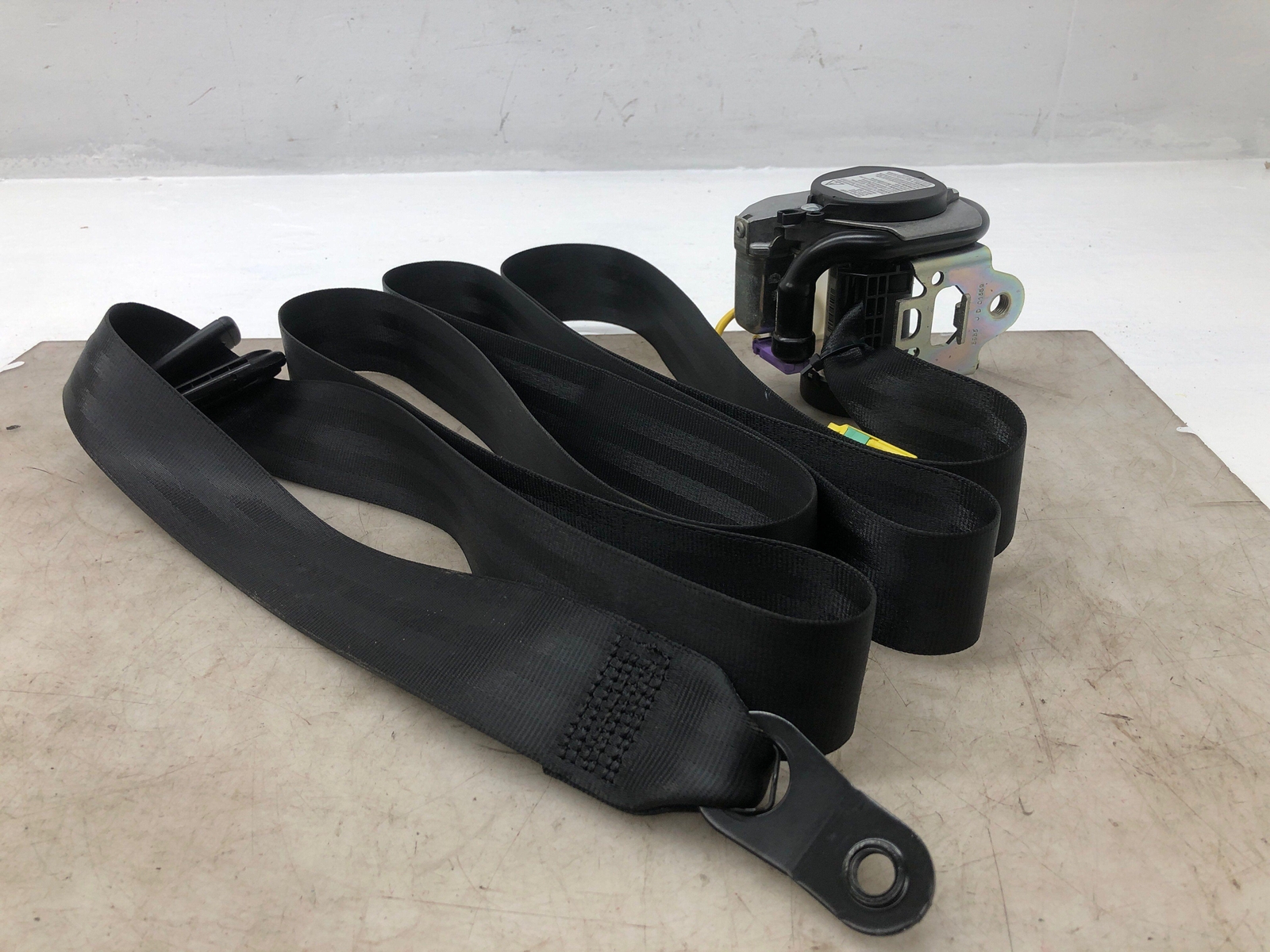 2006-2012 BENTLEY CONTINENTAL OEM FRONT RIGHT SEAT BELT RETRACTOR 3W5857706