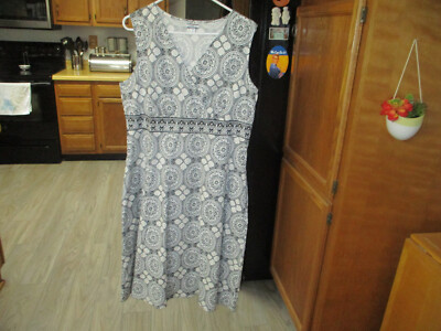 Croft & Barrow Stretch Dress Sleeveless Black White V-Neckline & Pockets,Sz 16