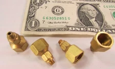 4 Clippard Brass Straight Swivel Fittings, 1/8” NPT Female/ #10-32 Adapter 15050