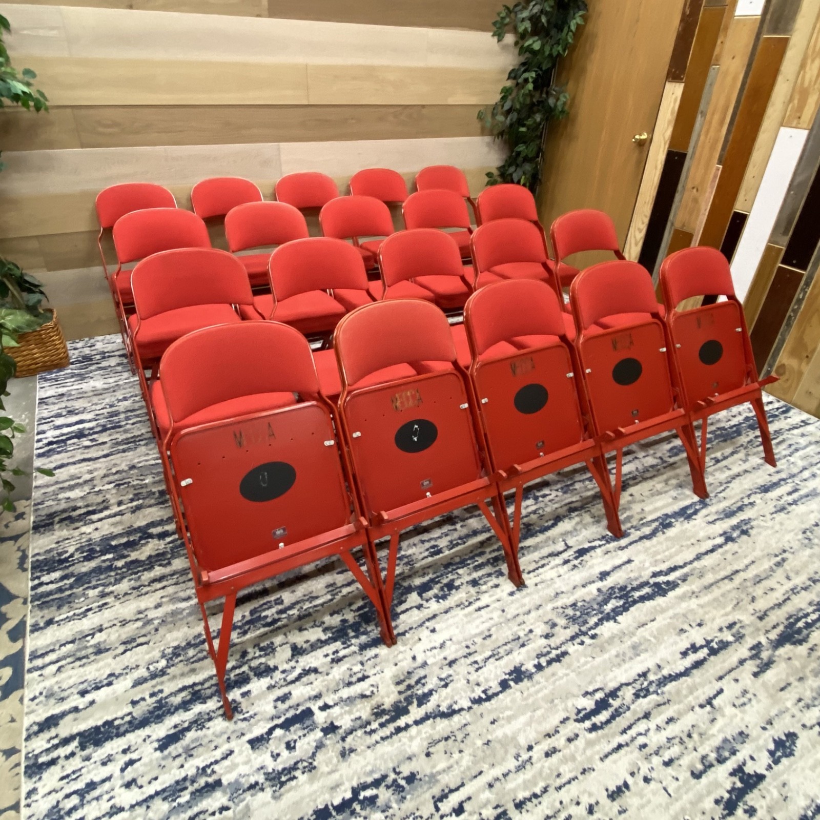 Lot of 20 MECCA Center Arena Stadium Chairs Milwaukee Bucks Marquette Warriors - second product detail image