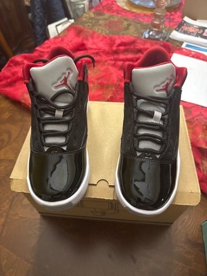 Brand New Jordan Max Aura 2 (GS) Black/Red/White 4 1/2 Y