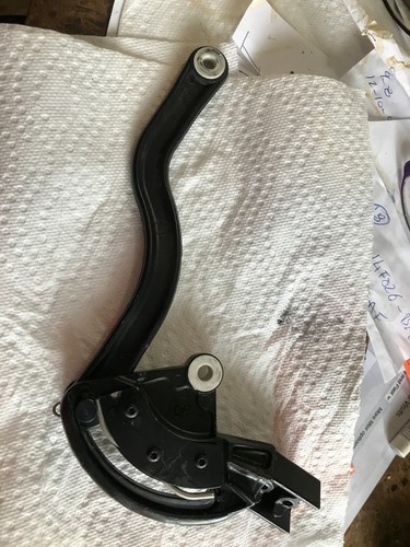 97 - 04 Porsche Boxster convertible roof top right arm Connector oem 98656124800 - Picture 3 of 4