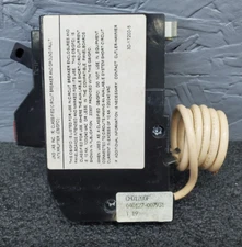 Cutler Hammer Circuit Breaker 1P 20A 120VAC | CHQ120GF | GFI