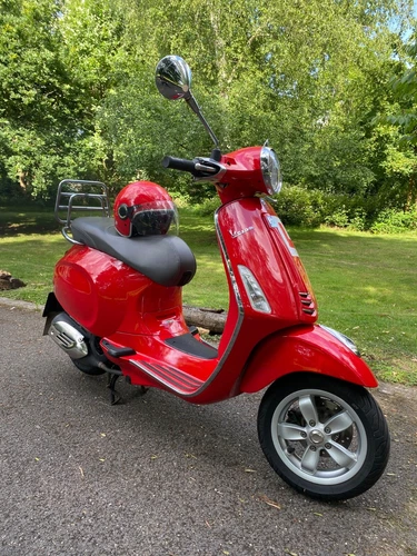 piaggio vespa primavera 125