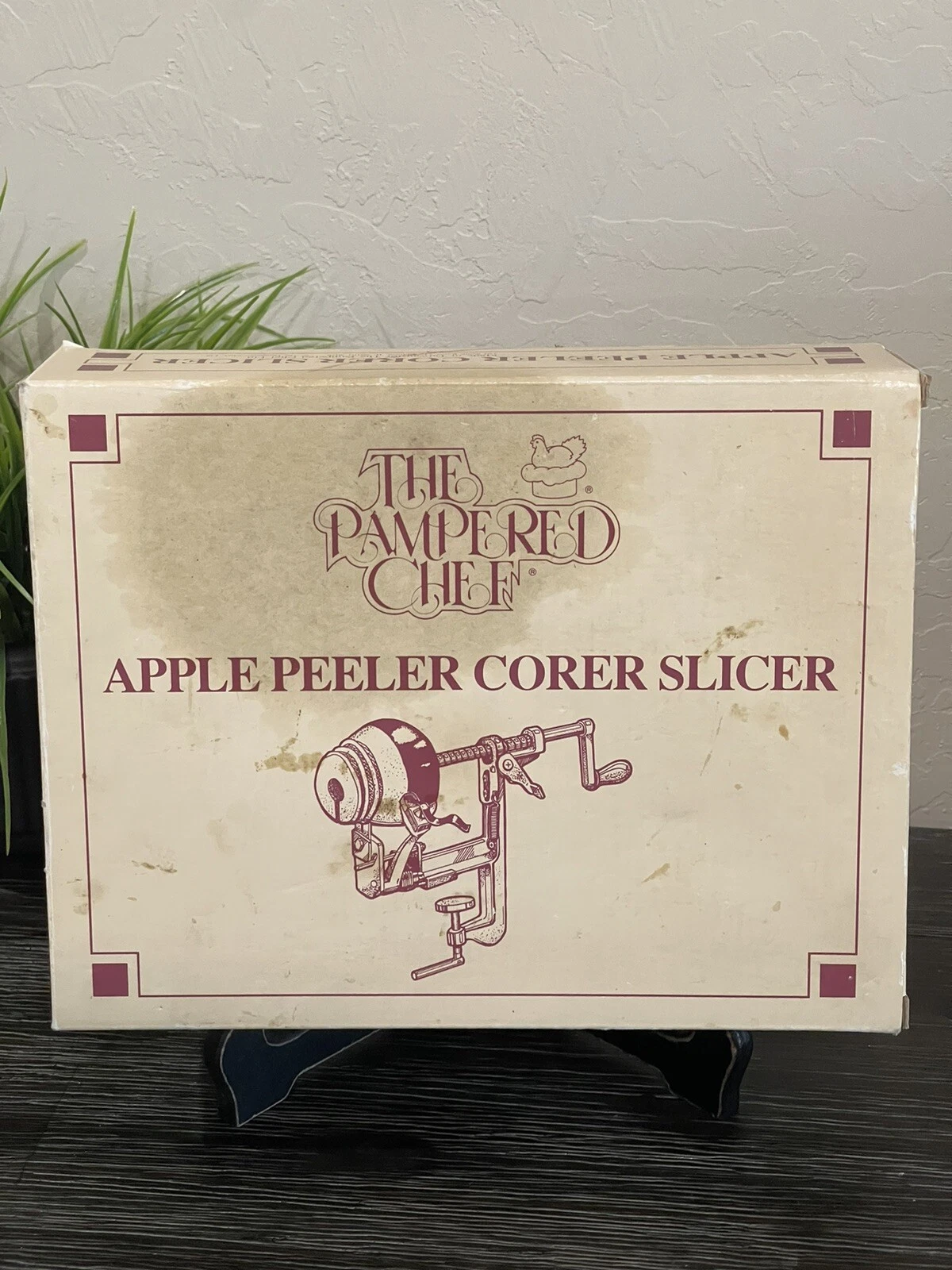 The Pampered Chef 2430 Counter Clamp Apple Peeler Corer Slicer Adjustable