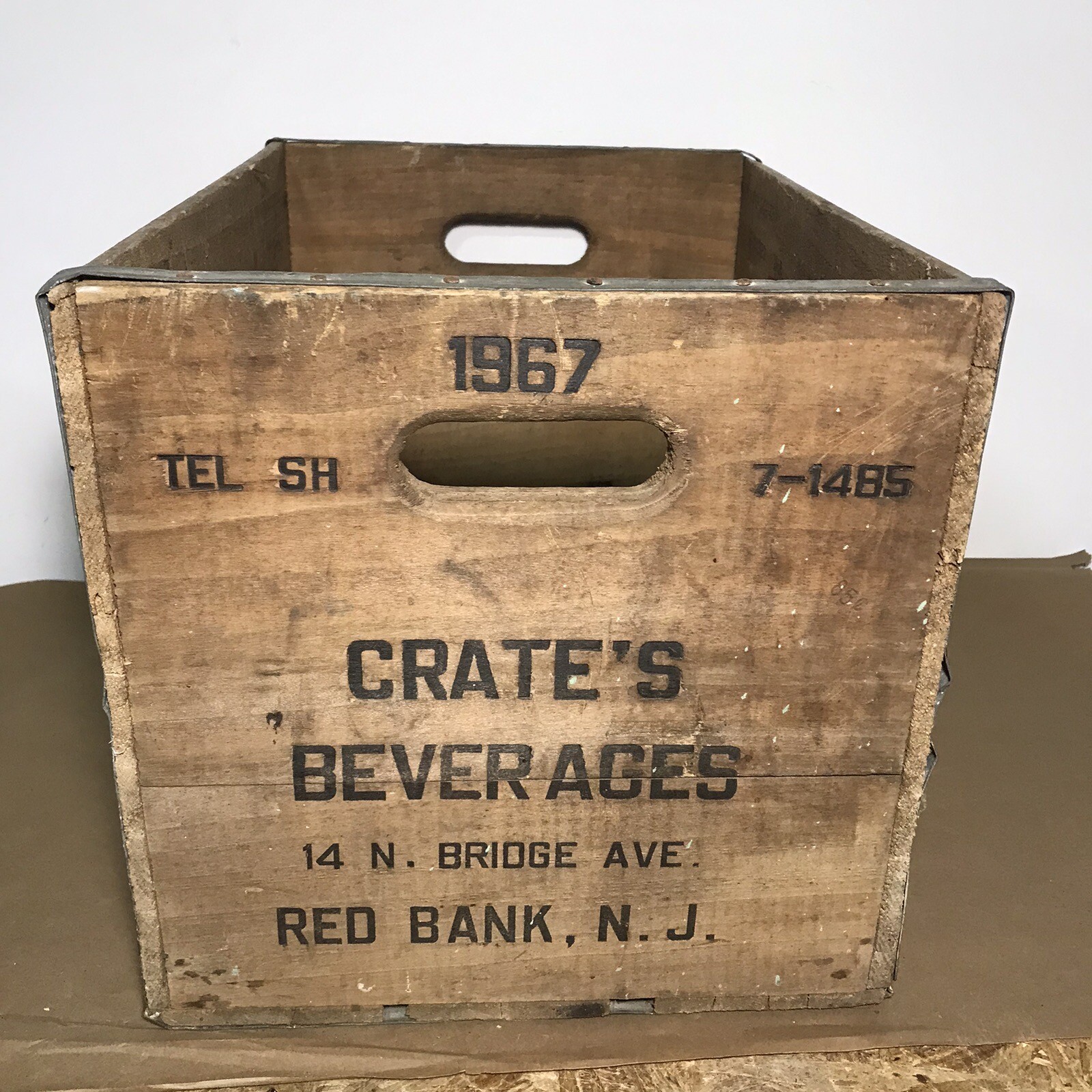 Vintage CRATE’S BEVERAGES wood soda box crate RED BANK New Jersey NJ