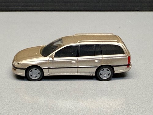 Opel Omega B Caravan Kombi Combi station wagon hell Auto PKW Herpa H0 1:87 - Picture 4 of 13