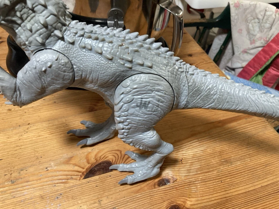 Jurassic World Destroy N Devour Indominus Rex 23" Figura Luz Sonido FX Dinosaurio Foto 3 de 4