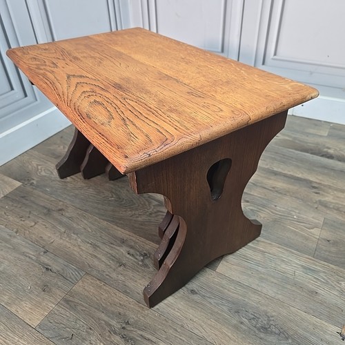 Retro Vintage Solid Wood Nest Of 3 Tables In Dark Finish Wooden Oak? Elm? - Picture 15 of 24