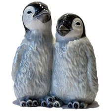 Royal Copenhagen - Motherly Love - Young Penguins #325 - NEW