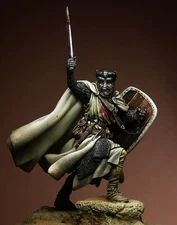 1/24 Scale Crusader Knight Resin Figure – Medieval Templar with Sword & Shield