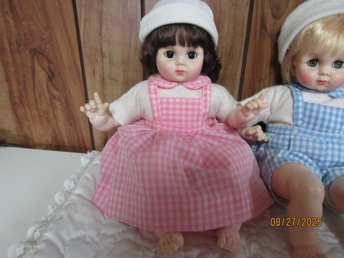 Vintage Madame Alexander Baby Sister & Brother Dolls - Picture 3 of 5