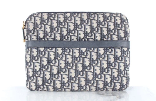 Kit de voyage Dior embrayage 71612810