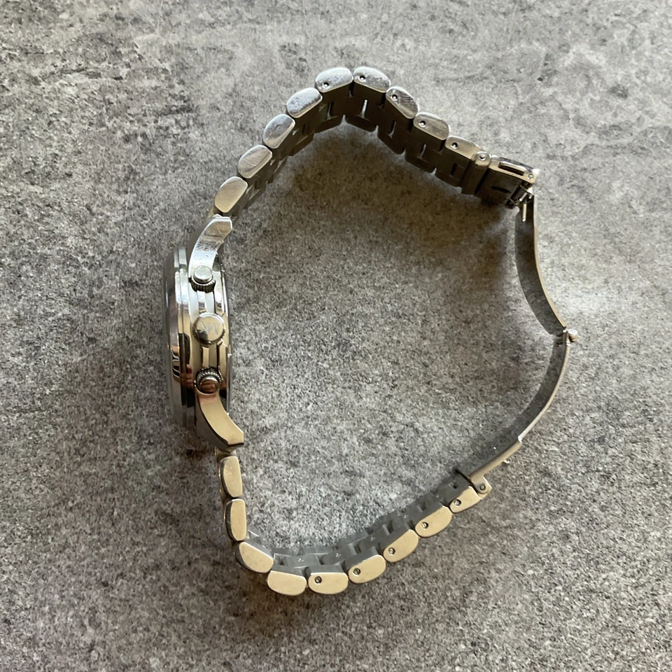 Michael Kors Runway Hunger Stop Chronograph Watch 38mm MK5814 Map Themed Dial 17 - Image 4 of 4