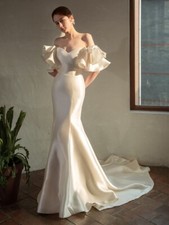 Satin fishtail temperament wedding dress, gown