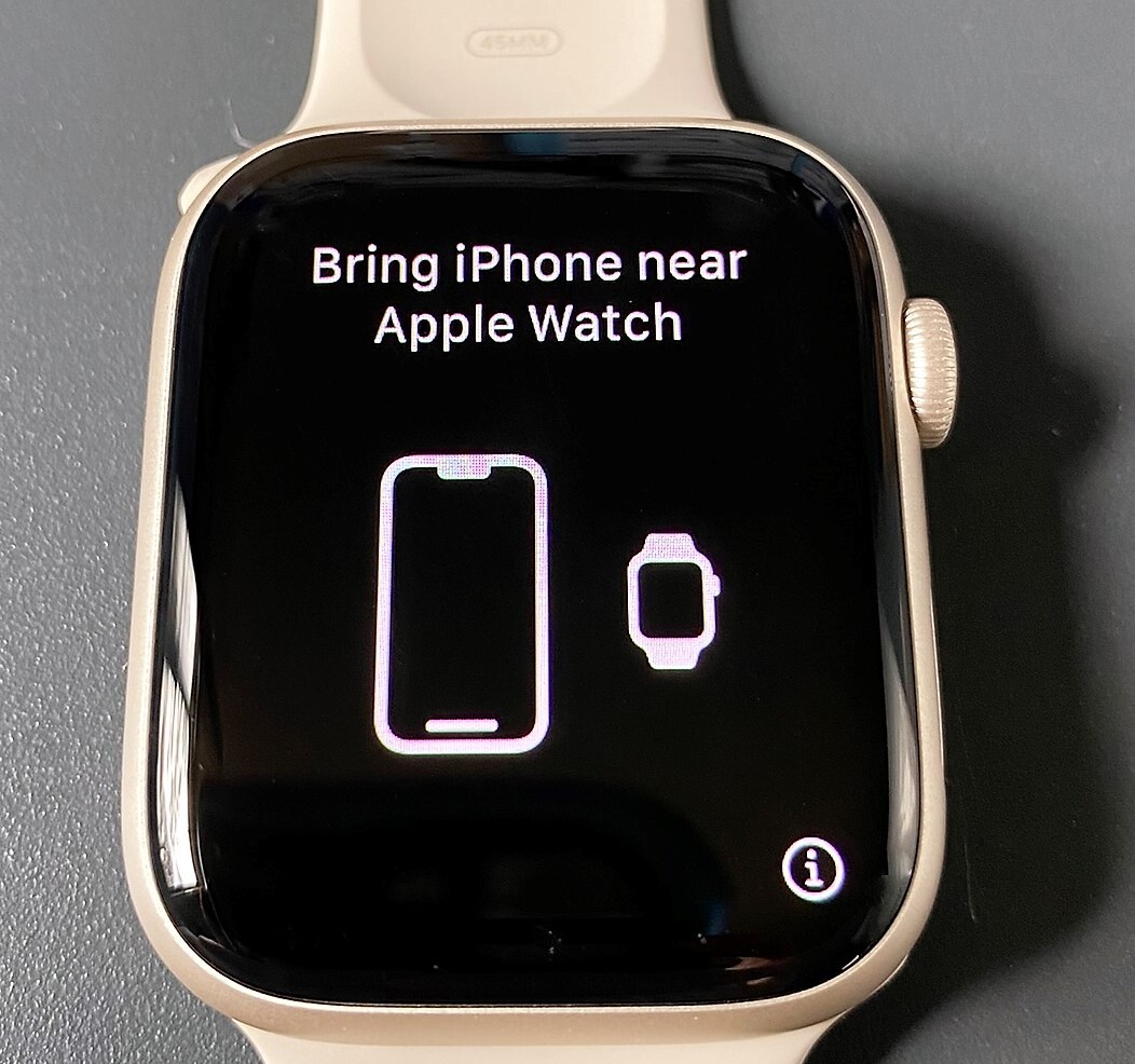 APPLE WATCH 7 GPS 45MM STARLIGHT ALUMINUM WARRANTY 03/2024 -S/M Band- New NO BOX