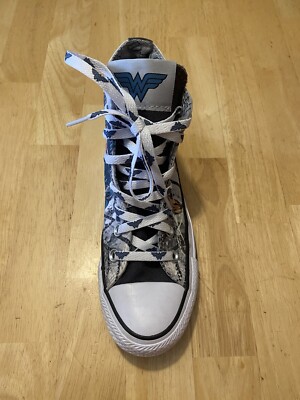 Converse High Tops Wonder Women Size 5