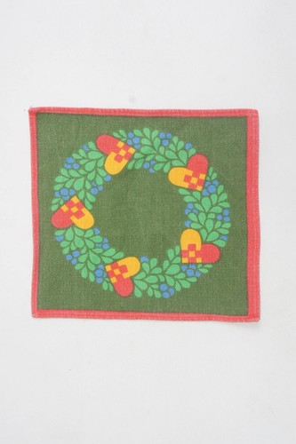 Vintage 60s Small Heart Wreath Print Swedish Christmas Tablecloth Linen - Picture 2 of 8