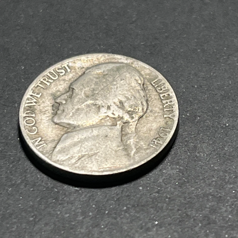 1941 Nickel No mint mark with rim error. - Image 4 of 4