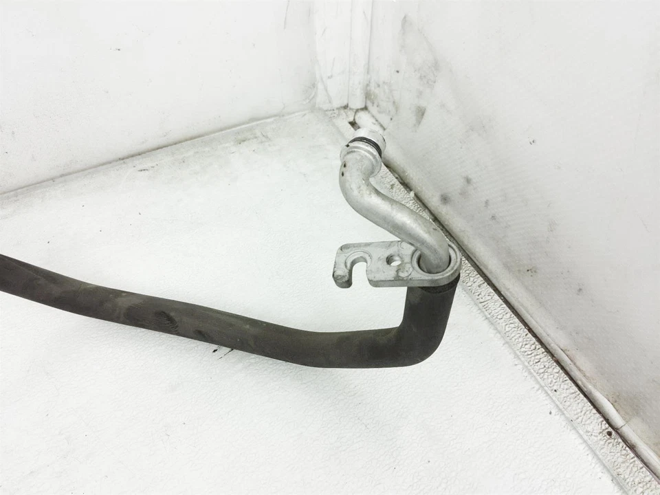 Tubo de sucção 2007 2008 2009 2010 2011 Lexus Es350 AC 88707-33010 - Imagem 3 de 4