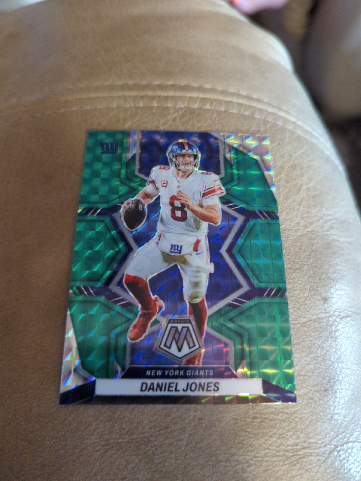 2022 Panini Mosaic Daniel Jones Green Mosaic Prizm #145 NY Giants