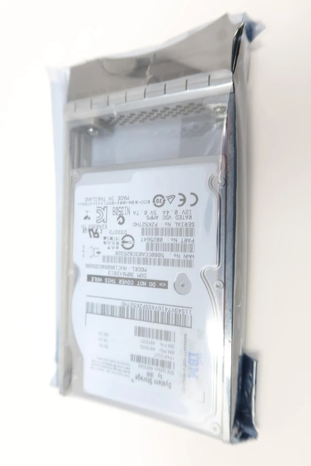 01NN116 01NN142 IBM 1.8TB 10K 12G 2.5 SAS Hard Drive - Image 3 of 3