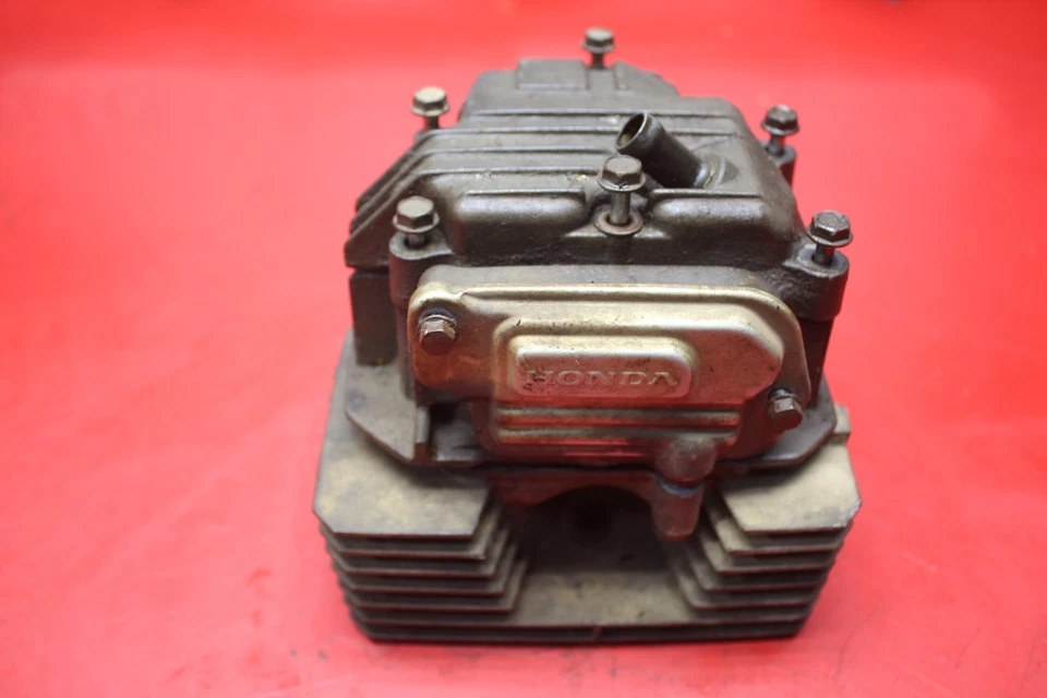 Honda Fourtrax 200 1992 motor extremo superior culata 12200-HB7-670 Foto 4 de 4